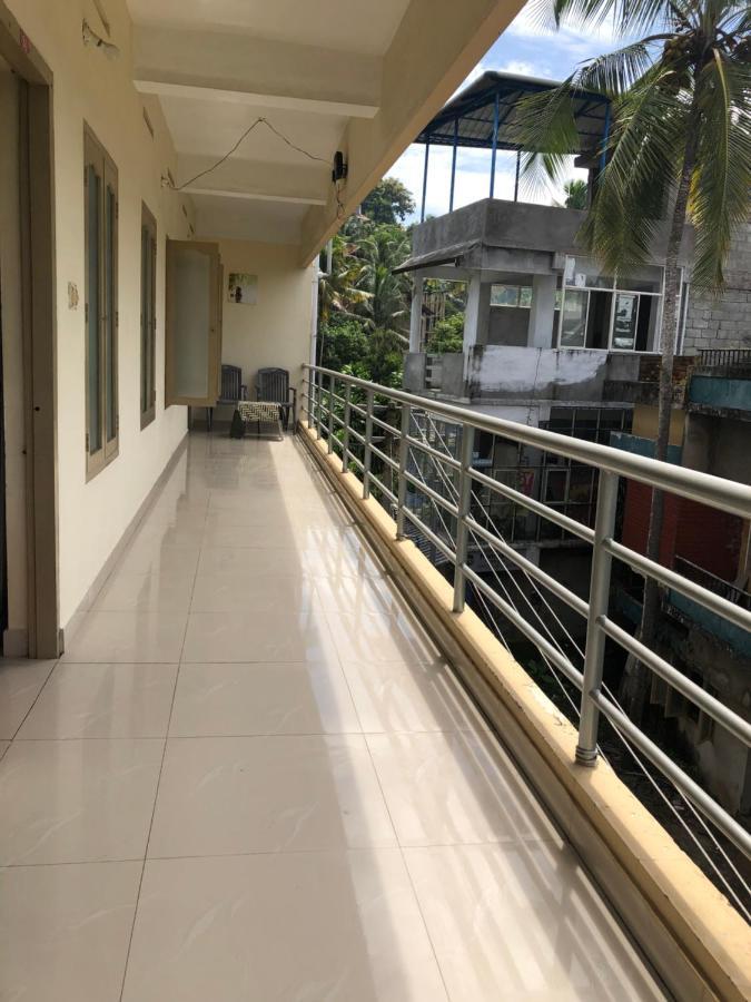 Sandy Beach Hotel トリバンドラム エクステリア 写真